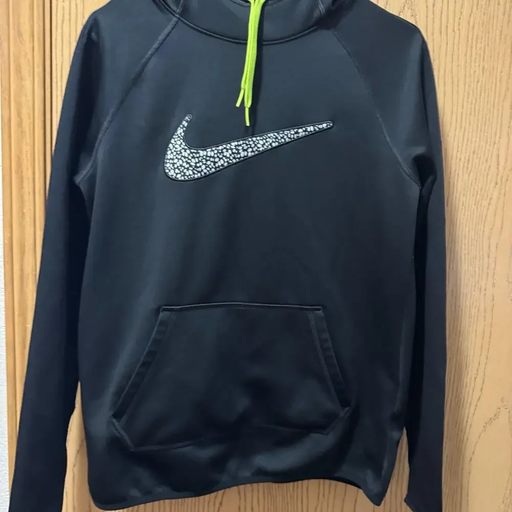 Nike Hoodie Therma fit size Small